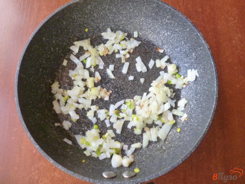Фото приготовление рецепта: Болгарский перец кольцами с фаршем шаг №2