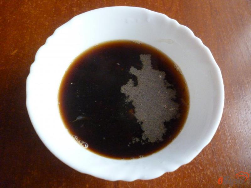 Фото приготовление рецепта: Утка в соевом соусе с имбирем шаг №4