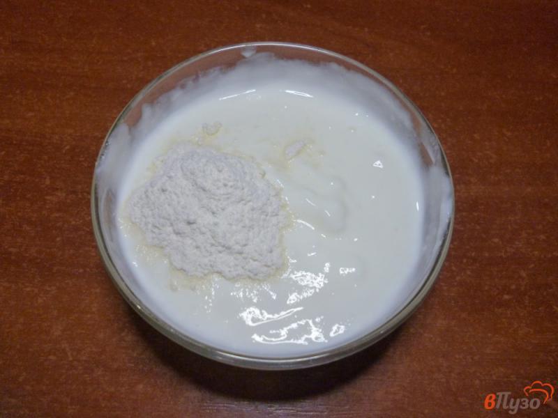 Фото приготовление рецепта: Утиная печень в йогурте с томатом шаг №5