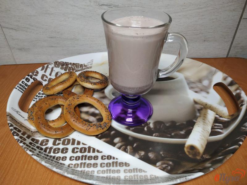 Фото приготовление рецепта: Какао с молоком и сливками шаг №6