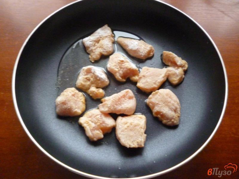 Фото приготовление рецепта: Куриное филе с цветной капустой шаг №6