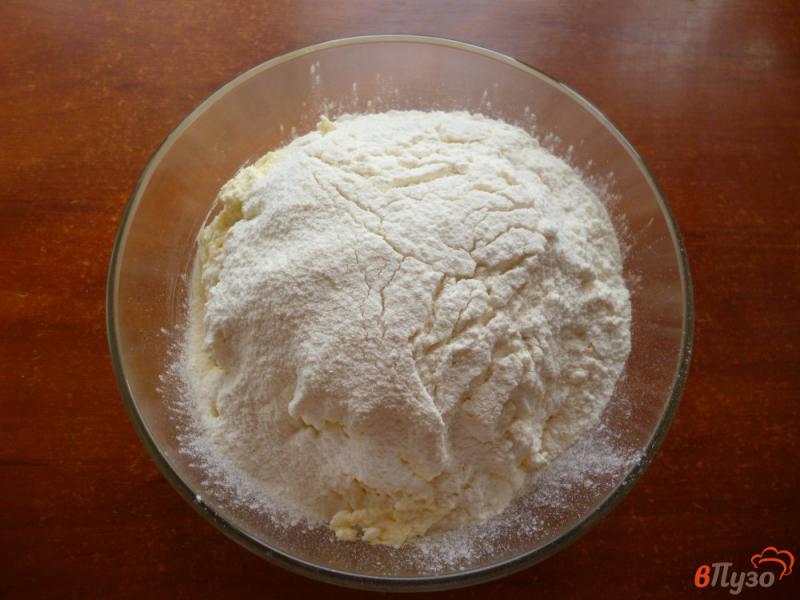 Фото приготовление рецепта: Песочное печенье с кокосовой мукой шаг №5