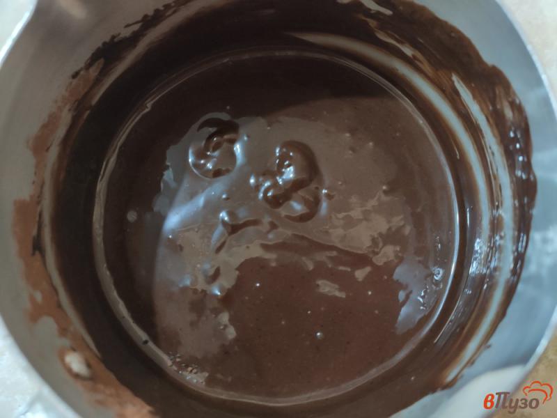 Фото приготовление рецепта: Рогалики с шоколадным соусом шаг №8