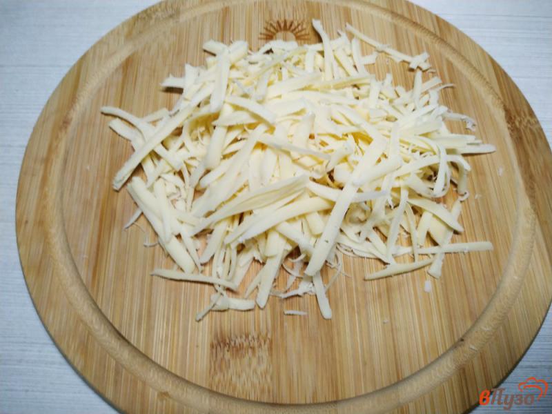 Фото приготовление рецепта: Паста фарфалле запеченая с сыром шаг №3