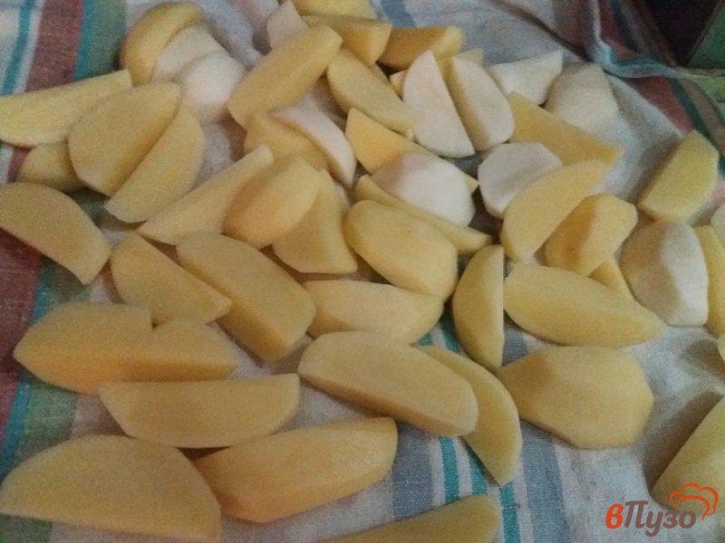 Фото приготовление рецепта: Картофель запеченный в мультиварке шаг №2