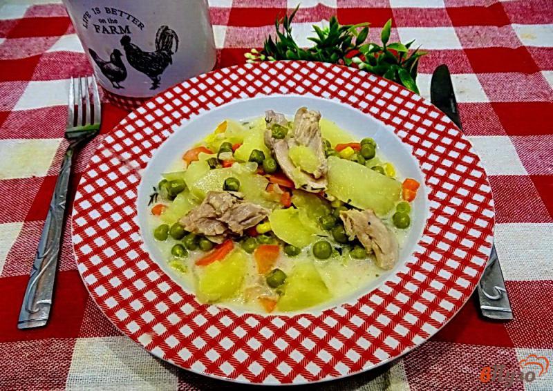 Фото приготовление рецепта: Рагу с зелёным горошком и куриным мясом шаг №9