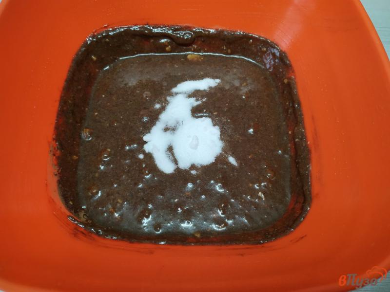 Фото приготовление рецепта: Шоколадные пряники с корицей шаг №4