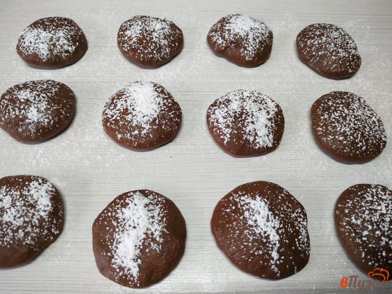 Фото приготовление рецепта: Шоколадные пряники с корицей шаг №8