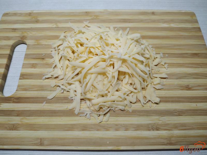 Фото приготовление рецепта: Шампиньоны фаршированные картофельным пюре шаг №2