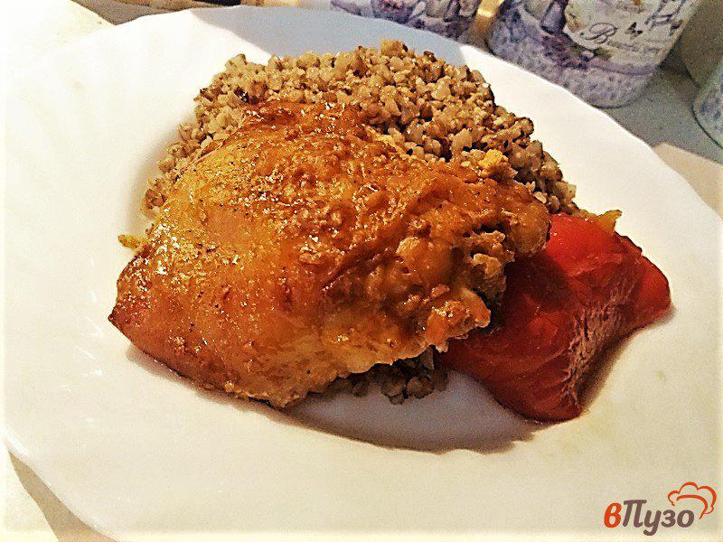 Фото приготовление рецепта: Запечённые куриные бёдра в маринаде шаг №6