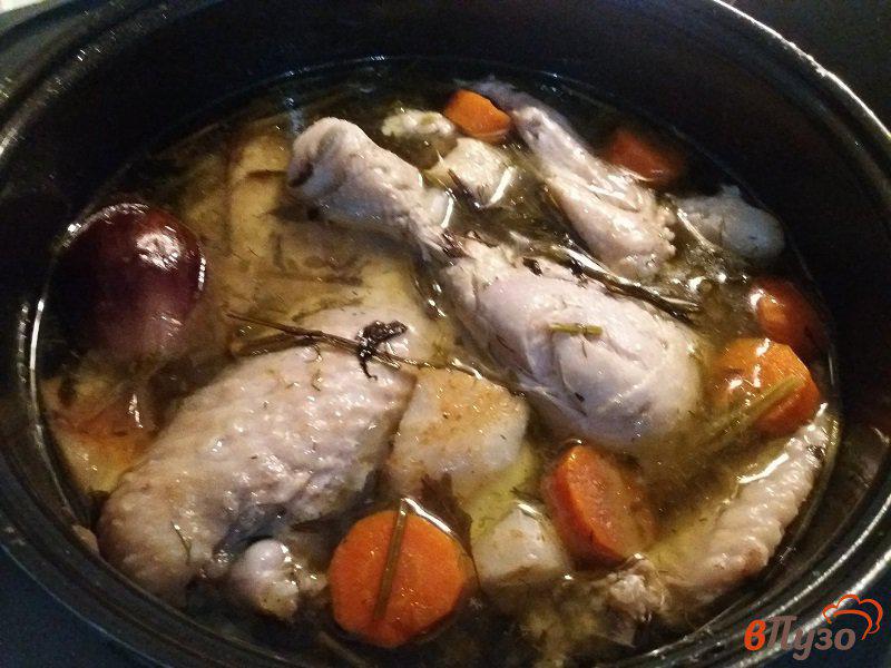 Фото приготовление рецепта: Холодное из индейки и курицы шаг №3