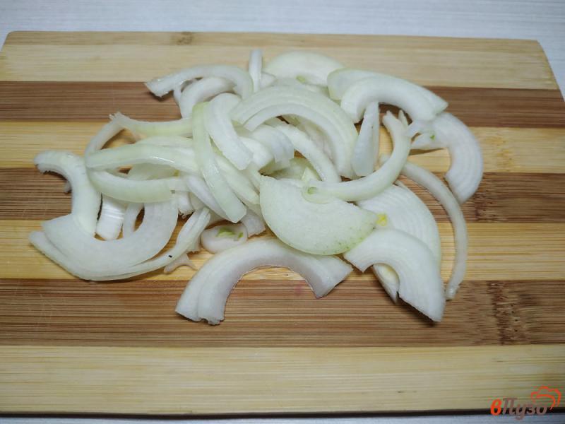 Фото приготовление рецепта: Картофель со свиной грудинкой запечённая в горшочке шаг №2