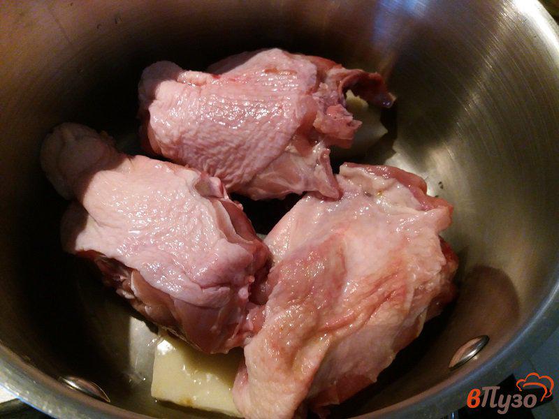 Фото приготовление рецепта: Красный борщ из запечённой свеклы на курином бульоне шаг №1