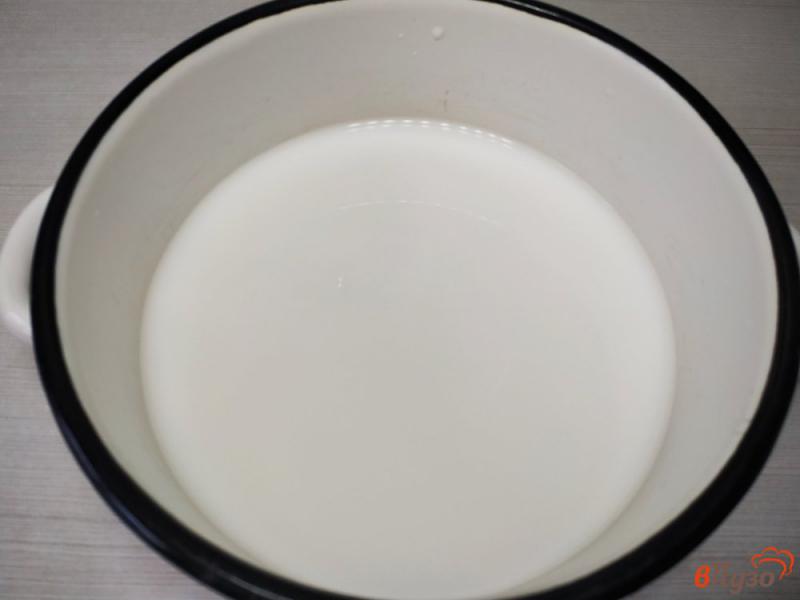 Фото приготовление рецепта: Молочный суп с пастой фарфалле шаг №1