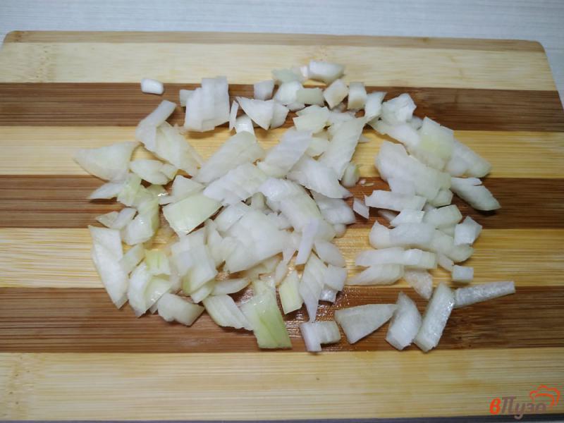 Фото приготовление рецепта: Щавелевой суп со спаржевой фасолью шаг №4