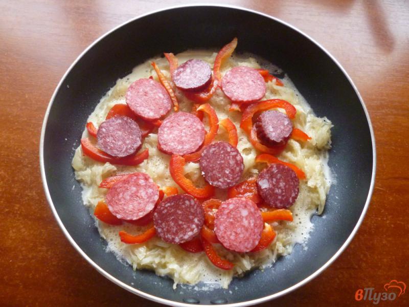 Фото приготовление рецепта: Картофельная пицца на сковороде шаг №5