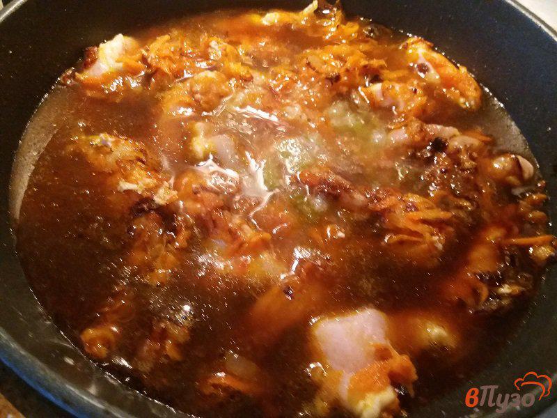Фото приготовление рецепта: Куриное филе в сметано-соевом соусе шаг №7
