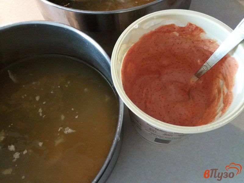 Фото приготовление рецепта: Томатный суп на бульоне из нежирной свинины шаг №4