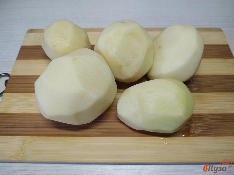Фото приготовление рецепта: Запечённый картофель со свиной грудинкой шаг №1