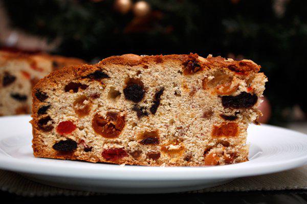 фото рецепта: Фруктовый рождественский кекс