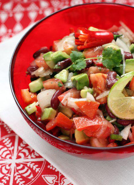 фото рецепта: Техасский новогодний салат с авокадо