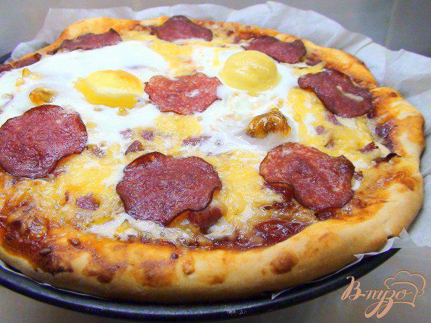 фото рецепта: Пицца «Идея для завтрака», на бездрожжевой основе.