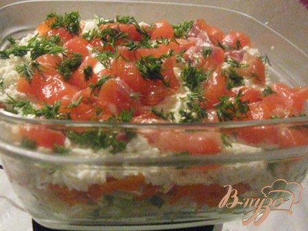 фото рецепта: Салат с семгой и свежим огурцом  «Праздник»
