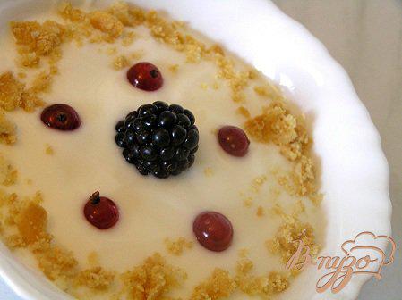 фото рецепта: Нежный десерт с ягодами