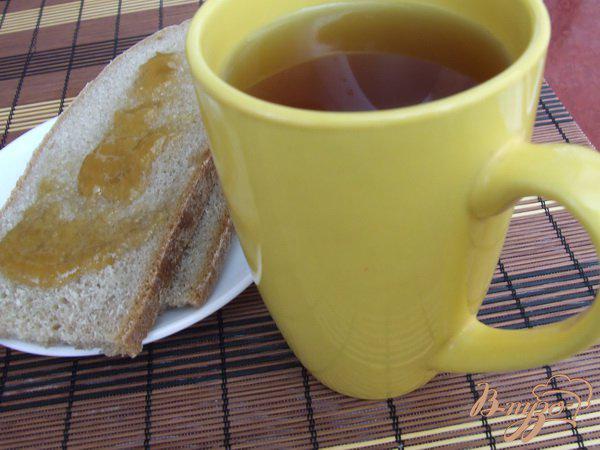 фото рецепта: Чай из шиповника с бадьяном