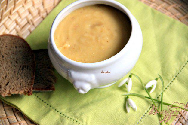 фото рецепта: Постный гороховый суп-пюре с корешками