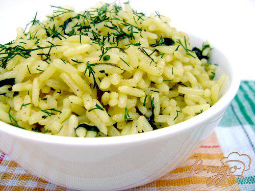фото рецепта: Золотистый рис со шпинатом и куркумой