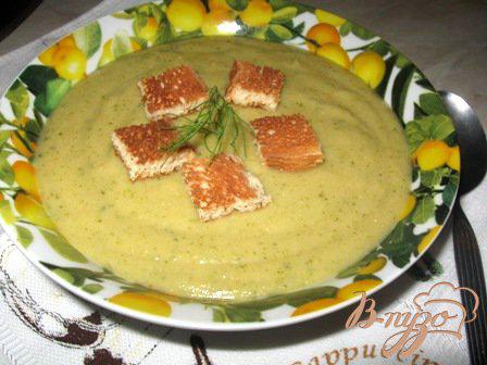 фото рецепта: Суп-пюре гороховый со шпинатом