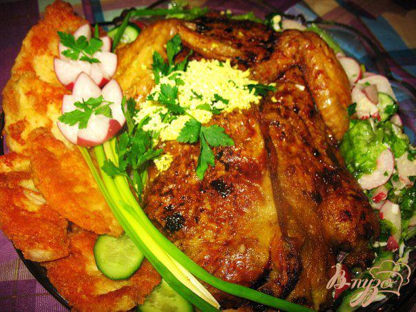 фото рецепта: Фаршированная курица гречей и черносливом.