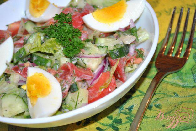 фото рецепта: Овощной салат с яйцом