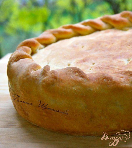 фото рецепта: Пирог с начинкой из картофеля, грибов и бекона