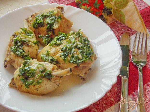фото рецепта: Курица в рукаве с чесночным соусом