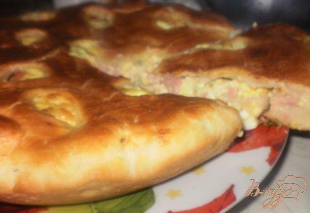 фото рецепта: Пирог с яйцом, ветчиной и сыром