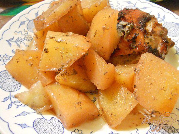 фото рецепта: Картошка с бедрышками