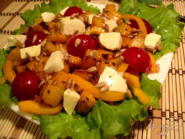 фото рецепта: Салат из тыквы с моцареллой