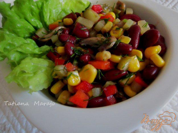 фото рецепта: Овощной салат с жаренными грибами