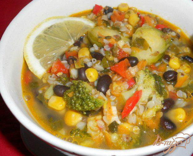 фото рецепта: Суп с гречкой и черной фасолью