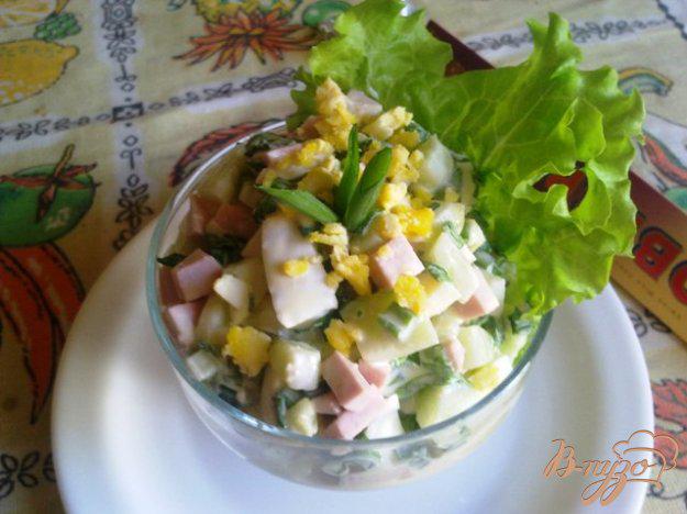 фото рецепта: Сытный салат «Весенний»