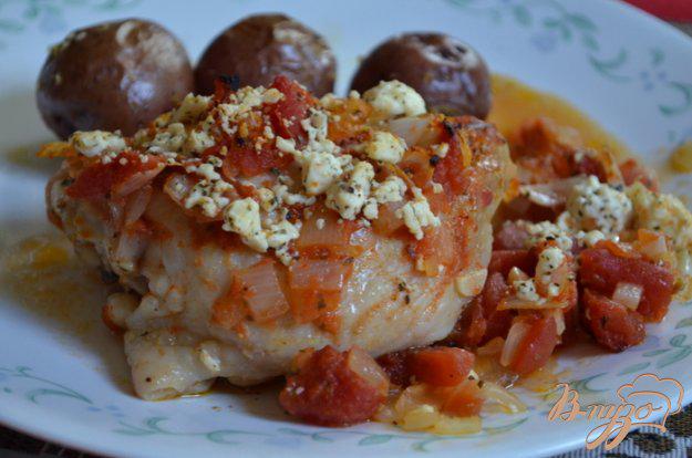 фото рецепта: Курица с томатами и фетой