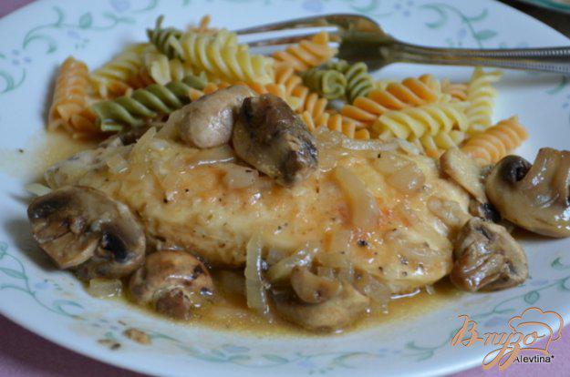 фото рецепта: Куриные грудки с вином Марсала и грибами