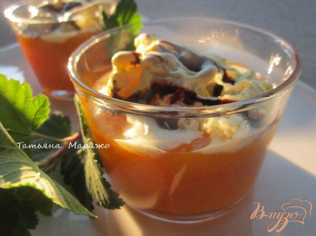 фото рецепта: Абрикосовый десерт с мороженым