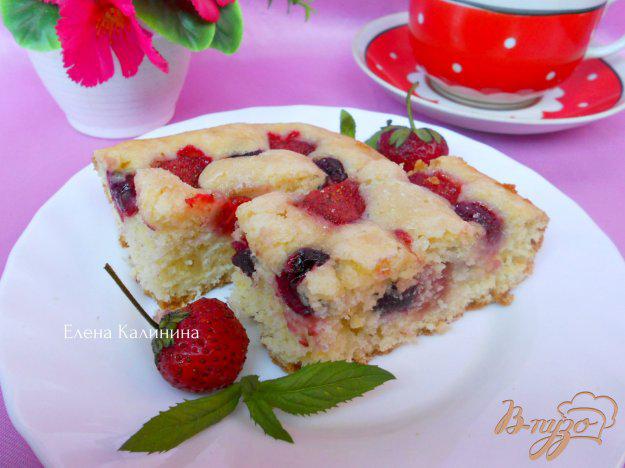 фото рецепта: Быстрый пирог с ягодами