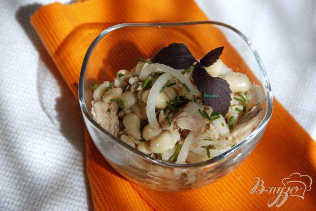 фото рецепта: Тосканский салат с тунцом и белой фасолью