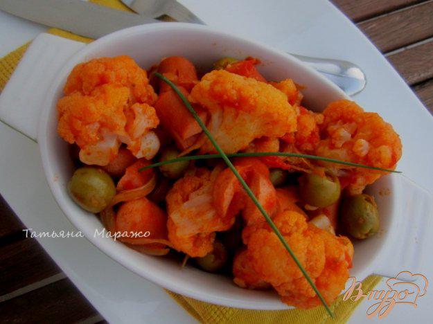 фото рецепта: Цветная капуста с оливками