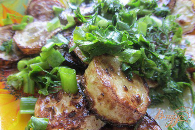 фото рецепта: Жаренные кабачки с зеленью и специями.