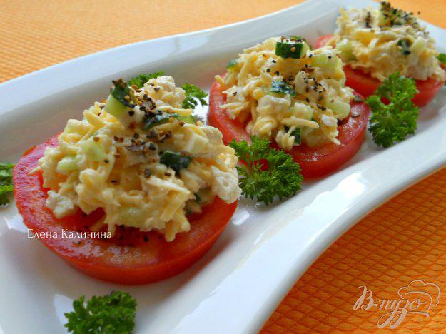 фото рецепта: Закуска «Салат на помидорах»